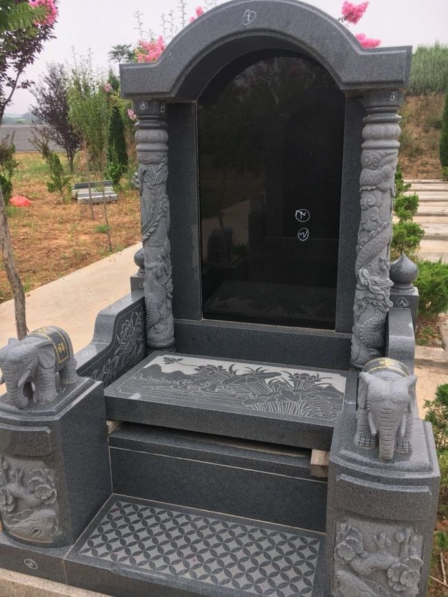 墓型展示